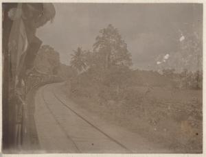 Sri Lanka - Linea ferroviaria da Colombo a Kandy - Binari - Vagoni di un treno