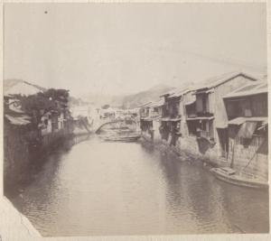 Giappone - Nagasaki - Fiume - Abitazioni - Imbarcazioni - Ponte