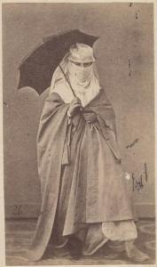 Ritratto - Donna turca vestita da passeggio - Velata - Ombrellino parasole