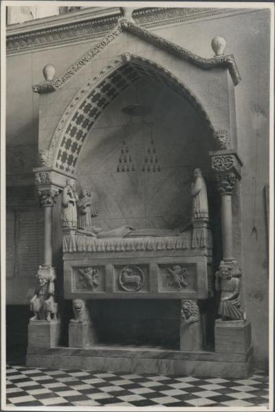 Monumento commemorativo - Monumento funebre al cardinale Guglielmo Longhi - Ugo da Campione - Bergamo - Basilica di Santa Maria Maggiore
