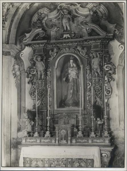 Altare - Abbadia Cerreto - Chiesa di San Pietro - Cappella della Madonna