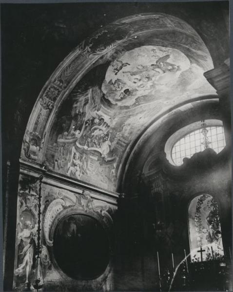 Saronno - Chiesa di S. Francesco - Cappella affrescata