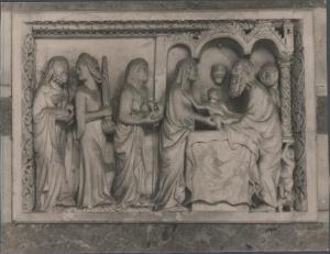 Formella a rilievo - Presentazione al tempio - Bergamo - Battistero