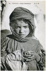 Tunisia - Scena di genere - Giovane donna moresca