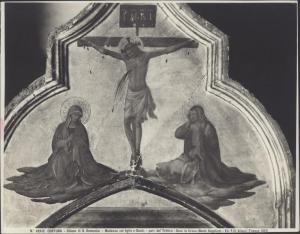 Trittico dipinto - Madonna con Bambino, angeli e Santi (particolare della Crocifissione nella cuspide) - Luca Signorelli - Cortona - Chiesa di S. Domenico