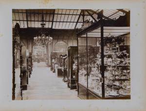 Milano - Esposizione Nazionale del 1881 - Sala dei vetri, degli argenti e dei gioielli
