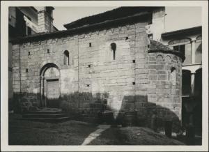 Mergozzo - Chiesa di S. Marta - Abside e lato destro