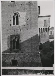 Mantova - Castello di S. Giorgio - Torrione con bifore