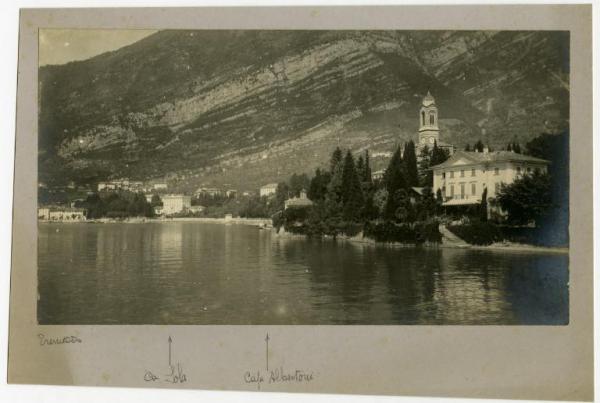 Tremezzo - Lago di Como - Veduta della costa con Villa Sola Busca, Villa Albertoni e il campanile della Chiesa di San Lorenzo