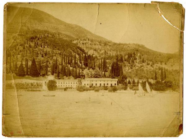 Barbarano - Lago di Garda - Palazzo Terzi-Martinengo - Prospetto verso il lago