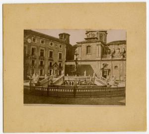 Palermo - Piazza Pretoria o Piazza della Vergogna - Fontana Pretoria e Palazzo Pretorio o Palazzo delle Aquile
