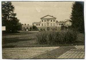 Monza - Villa Keller già Villa Melzi - Prospetto verso il parco