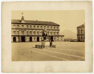 Napoli - Piazza del Plebiscito - Palazzo Reale