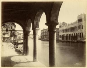 Venezia - Canal Grande - Fondaco dei Turchi o Fontego dei Turchi