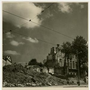 Milano - bombardamenti 1943 - Via Carducci