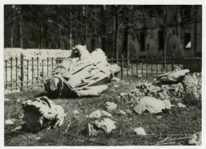 Milano - bombardamenti 1943 - Via Senato