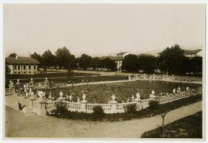 Milano - Parco Trotter - Scuola "Umberto I di Savoia" - scuola all'aperto - piscina