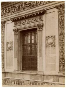 Brescia - Palazzo della Loggia - dettaglio della facciata - secondo piano