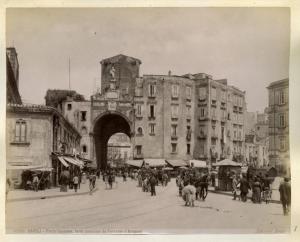 Campania - Napoli - Porta Capuana