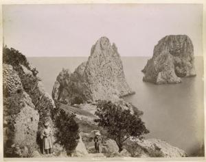 Campania - Isola di Capri - faraglioni