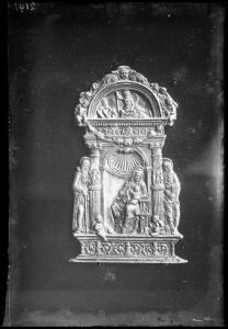 Scultura - bassorilievo non identificato - Ancona marmorea - Madonna con bambino e santi