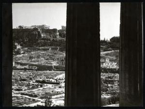Atene - Veduta dell'Acropoli dal Theseion