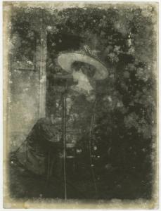 Ritratto femminile - Elvira Lazzaroni seduta di spalle - Interno, casa