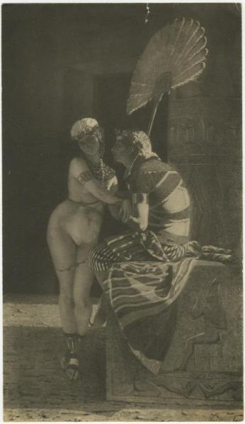 Dipinto - Egitto, ritratto di coppia, ragazza nuda, schiava con ragazzo - Vincenzo Marinelli