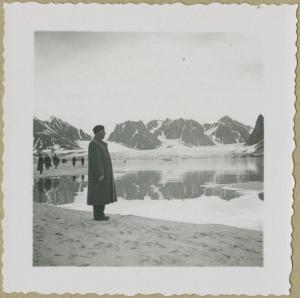 Ritratto maschile - Antonio Boschi - Svalbard, isola Spitsbergen - Baia della Maddalena (Magdalenefjorden), fiordo - Ghiacciaio - Montagne