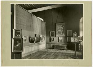 Milano - Castello Sforzesco - Musei Civici - Una sala della pinacoteca - Allestimento Nicodemi (1928-1934)