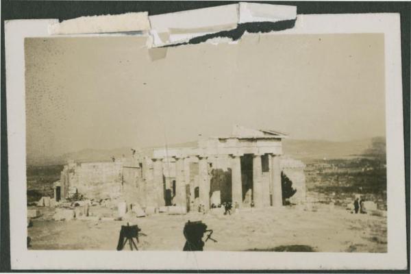 Atene - Acropoli - Propilei - Macchine fotografiche