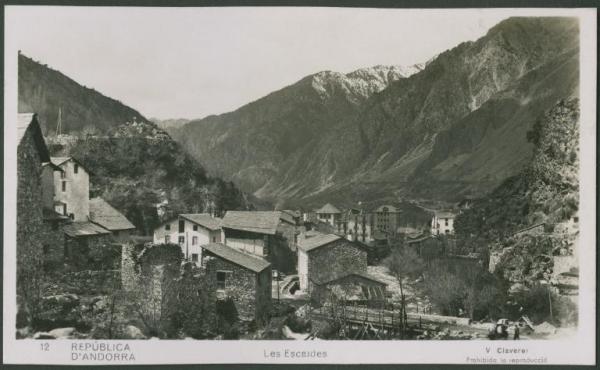 Andorra - Escaldes - Case - Pirenei, montagne - Valle - Veduta - Case