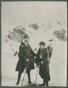 Ritratto di coppia - Uomo e donna - Esterno - Montagna - Neve - Escursione