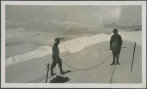 Ritratto di coppia - Marieda Di Stefano con uomo - Escursione alpinistica - Gressoney-La-Trinité - Monte Rosa - Alpi Pennine - Ghiacciaio Garstelet - Neve