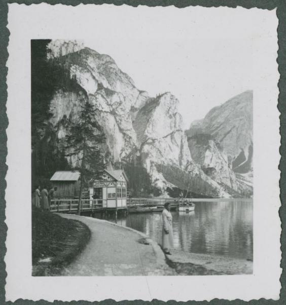 Braies - Lago di Braies - Dolomiti - Palafitta - Marieda Di Stefano