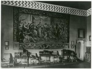 Milano - Castello Sforzesco - Musei Civici - Esposizione dei mobili al primo piano (1902)