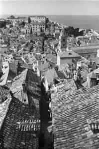 Viaggio in Jugoslavia. Dubrovnik (Ragusa): scorcio aereo del borgo