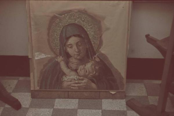 Roma. Vaticano. Riproduzione di mosaico raffigurante Madonna con bambino