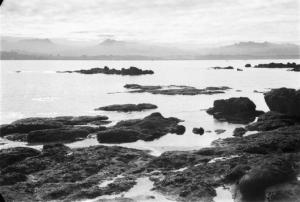 Baia di Vigo - scogli affioranti per la bassa marea