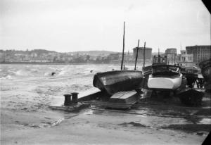 La Coruna - le acque del porto agitate da una tempesta