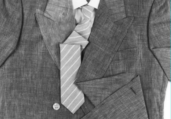 Giacca, camicia e cravatta di Corneliani
