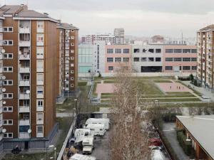 Corpi di reato. Milano: viale Sarca - Quartiere Niguarda - Edilizia popolare: Case Rosse