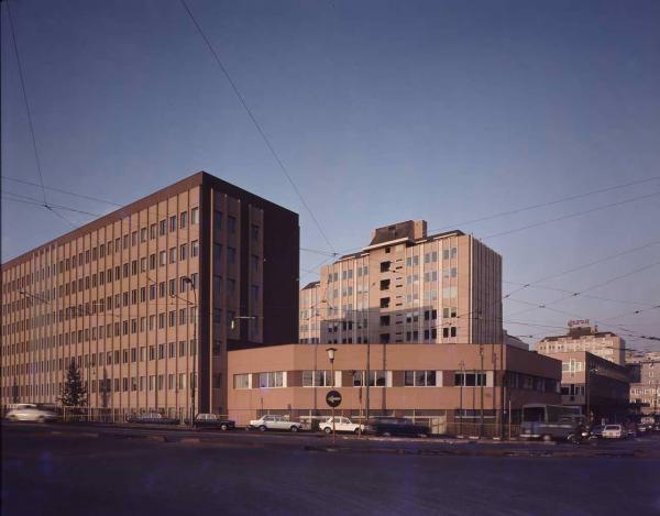 Brenta AB - Milano - Edifici per uffici