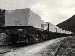 Carrara - Cava di marmo - Trasporto ferroviario