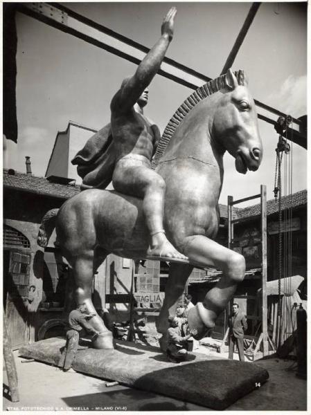 Milano - Fonderia Artistica Battaglia - Statua equestre "Il genio italico"
