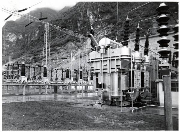 Ala - Centrale idroelettrica - Sottostazione - Trasformatori