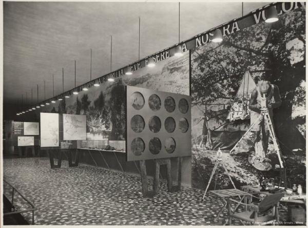 Roma - Mostra autarchica del minerale italiano del 1938 - Padiglione Africa italiana - Interno