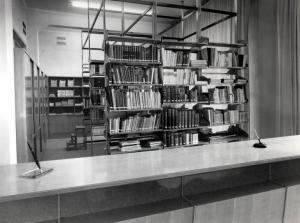 Milano - Centro formazione professionale - Biblioteca