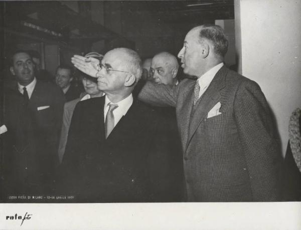 Milano - Fiera campionaria del 1950 - Padiglione Montecatini - Luigi Einaudi e Carlo Faina