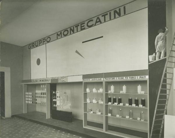 Milano - Fiera campionaria del 1936 - Padiglione Montecatini - Sala Duco - Sezione vernici e smalti